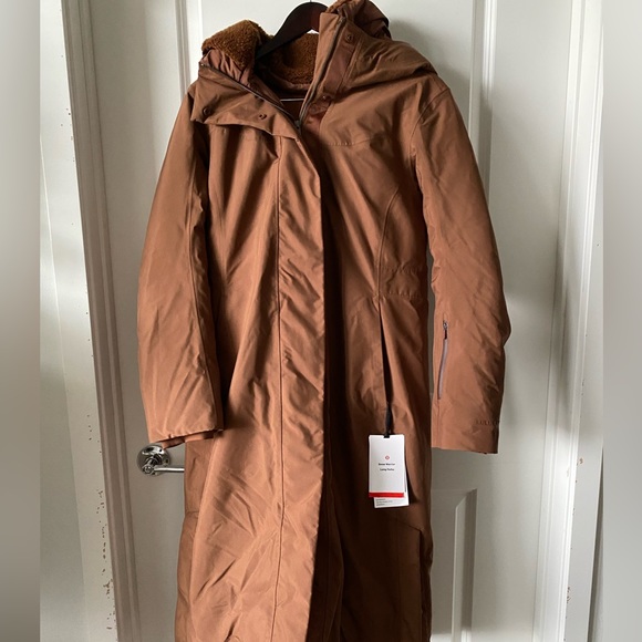lululemon athletica Jackets & Blazers - Lululemon snow warrior parka in brown